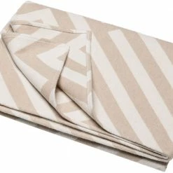 David Fussenegger Luca Decke Zickzack Natur