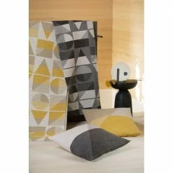 David Fussenegger Luca Decke Geometric Grau