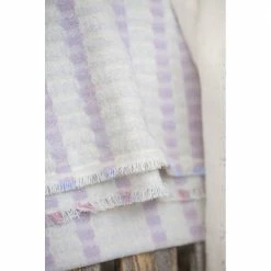 David Fussenegger Riva Decke Blockstreifen Hellviola