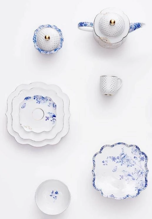 Pip Studio Royal White Mug 220 ml - Set of 2 - Gift box 3 Pip Studio Royal White Mug 220 ml - Set of 2 - Gift box