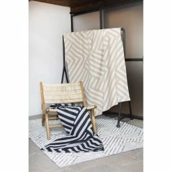 David Fussenegger Luca Decke Zickzack Natur 5 David Fussenegger Luca Decke Zickzack Natur